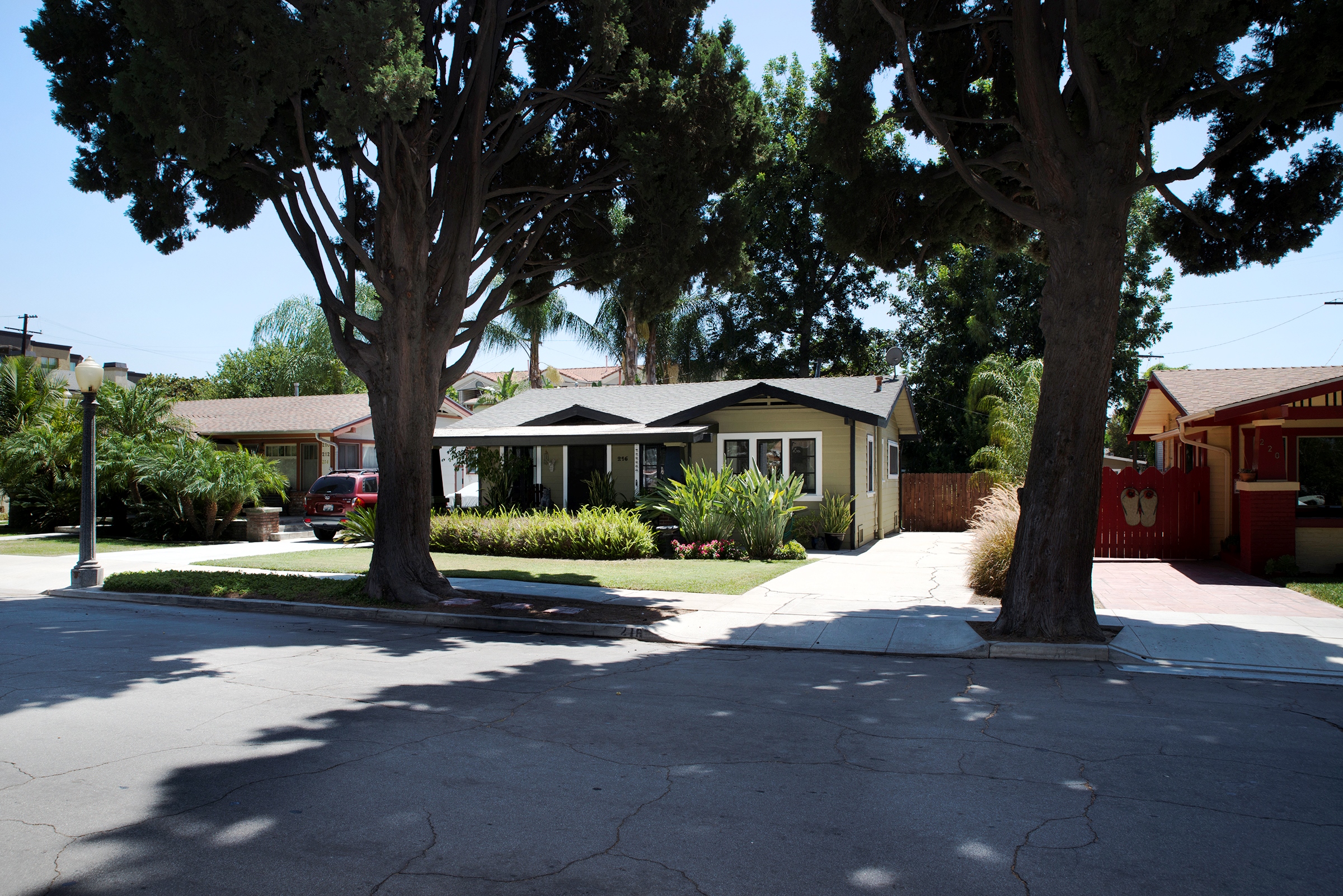 216 W Whiting Ave, Fullerton, CA 92832