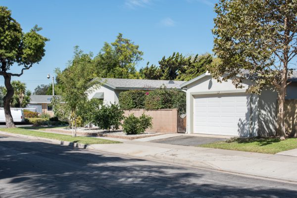 300 Russell Ave., Fullerton, CA 92833