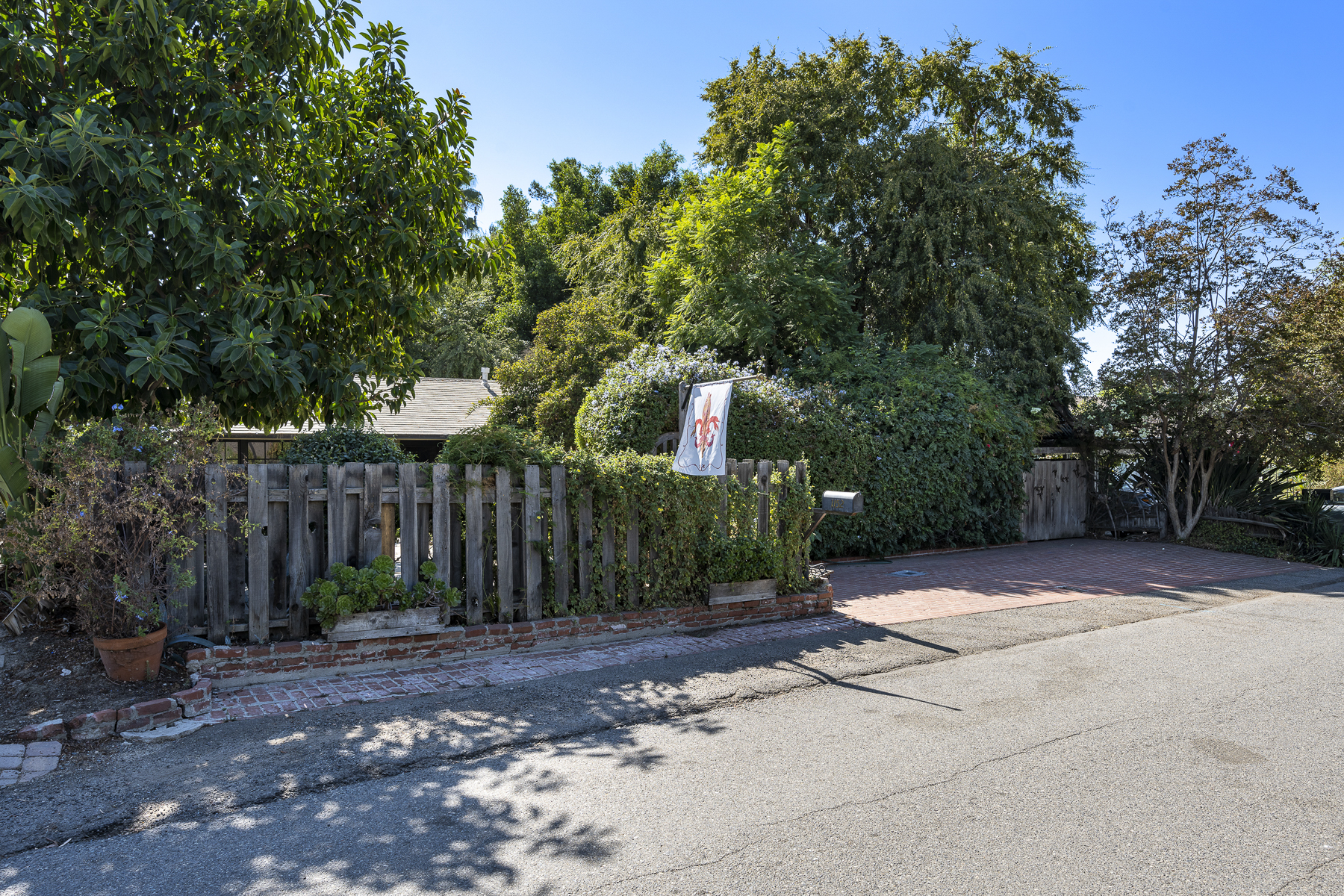 1152 W. Valley View Drive, Fullerton, CA 92833