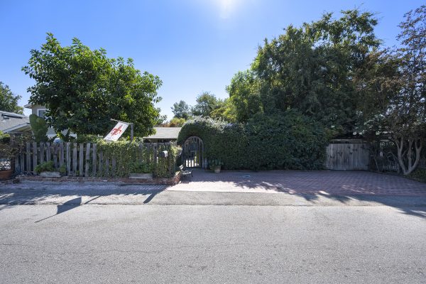 1152 W. Valley View Drive, Fullerton, CA 92833