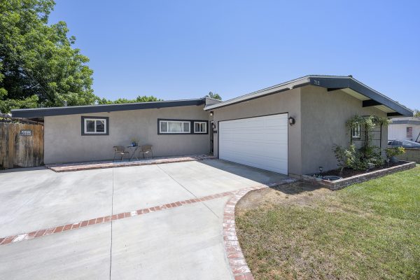 712 N. Mountain View Place, Fullerton, CA 92831