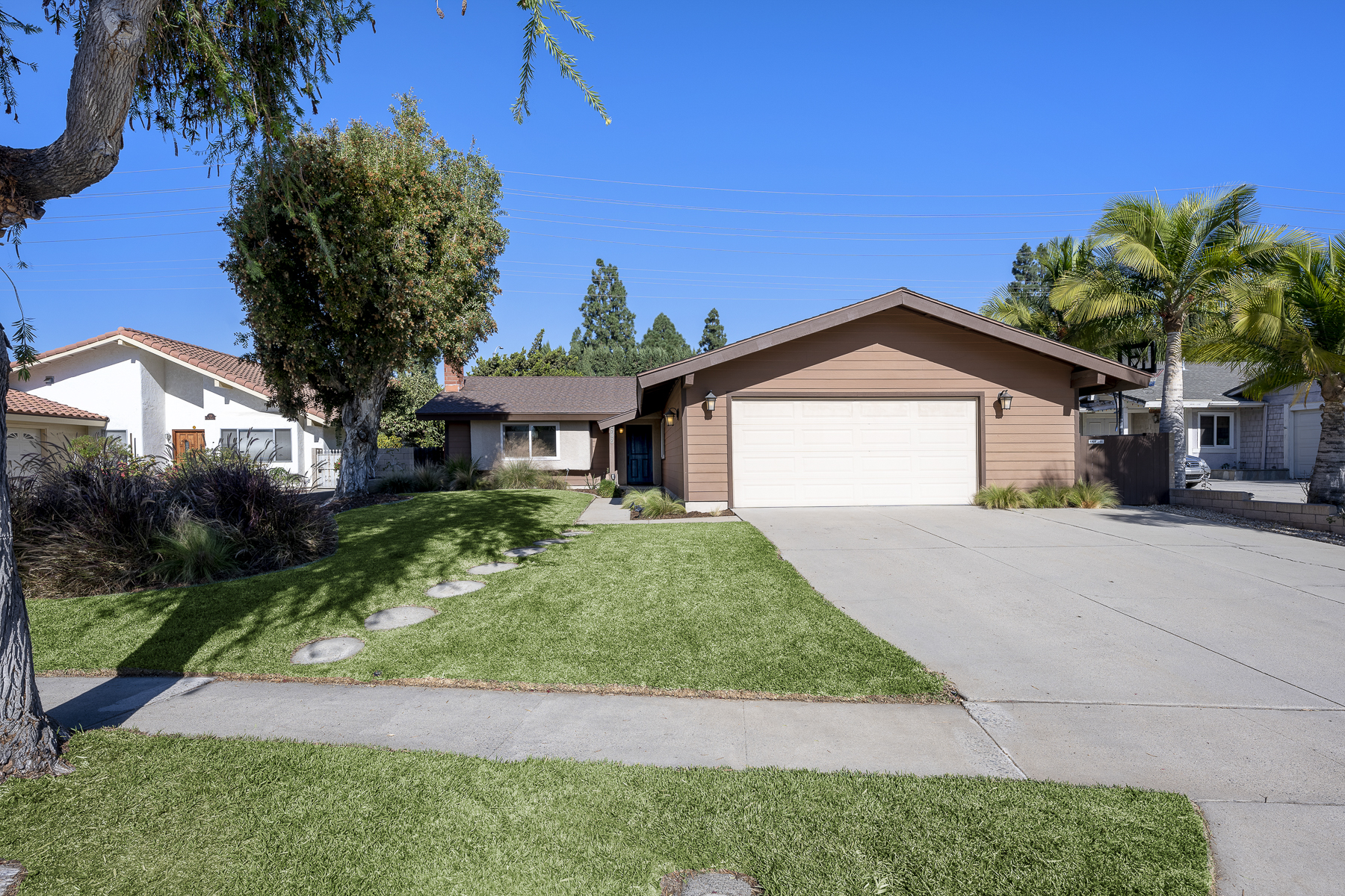 Fullerton Single Level Cul-De-Sac Home – 707 San Ramon Drive, Fullerton, CA 92835 - House Front Street View