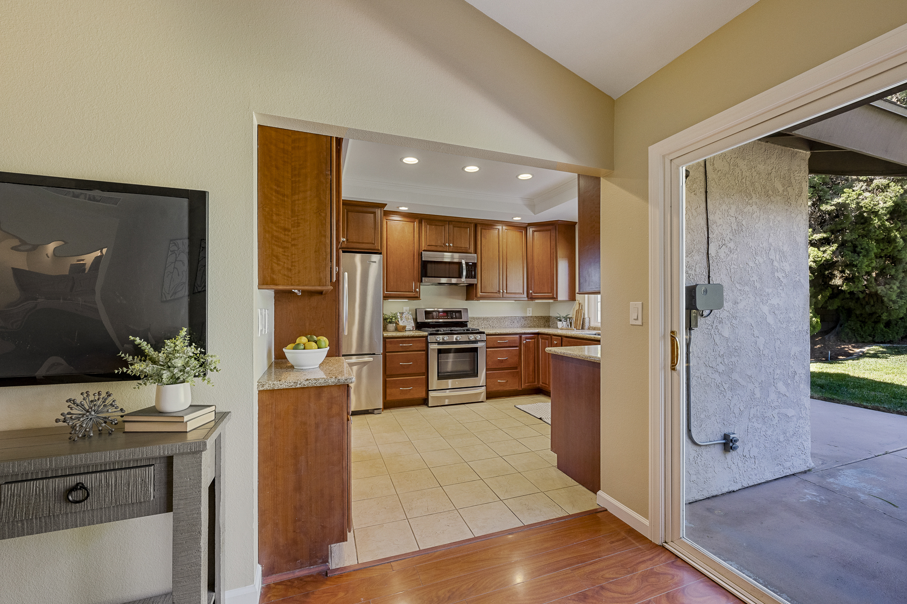 Fullerton Single Level Cul-De-Sac Home – 707 San Ramon Drive, Fullerton, CA 92835 - Living Room Kitchen View