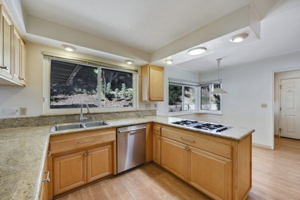 1337 Sheppard Drive, Fullerton, CA 92831 kitchen with countertop range