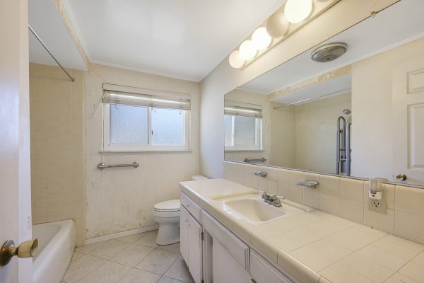 1337 Sheppard Drive, Fullerton, CA 92831 bathroom with vanity and bathtub