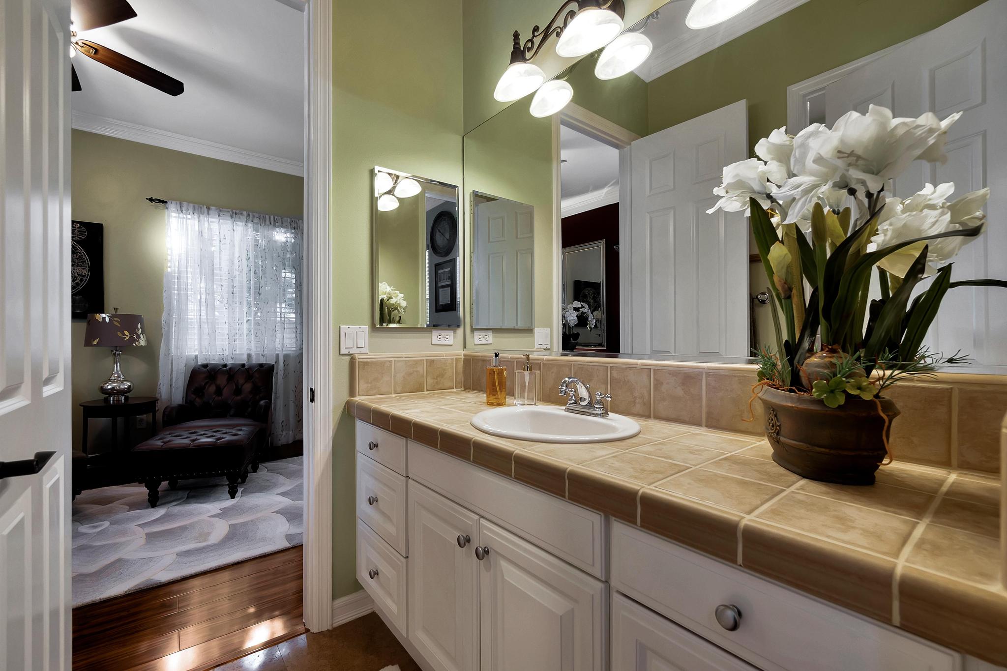 Tuscan-Inspired Olinda Ranch Villa – 467 Tangerine Place, Brea, CA 92823 - Room Bath Sink Angled