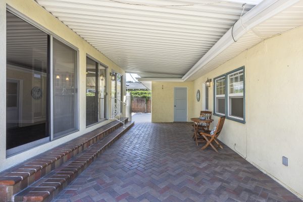 411 Truman Ave, Fullerton, CA 92832: Exterior view of covered patio.