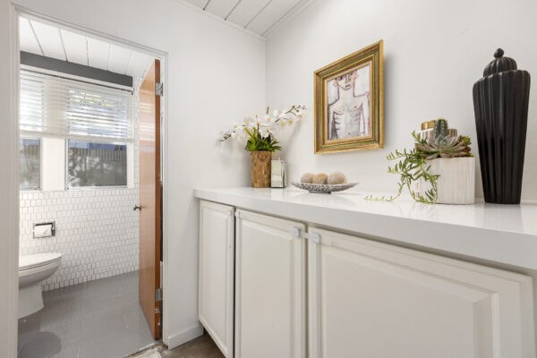 805 S. Oakwood Street, Orange, CA 92869 - Vanity and Bath