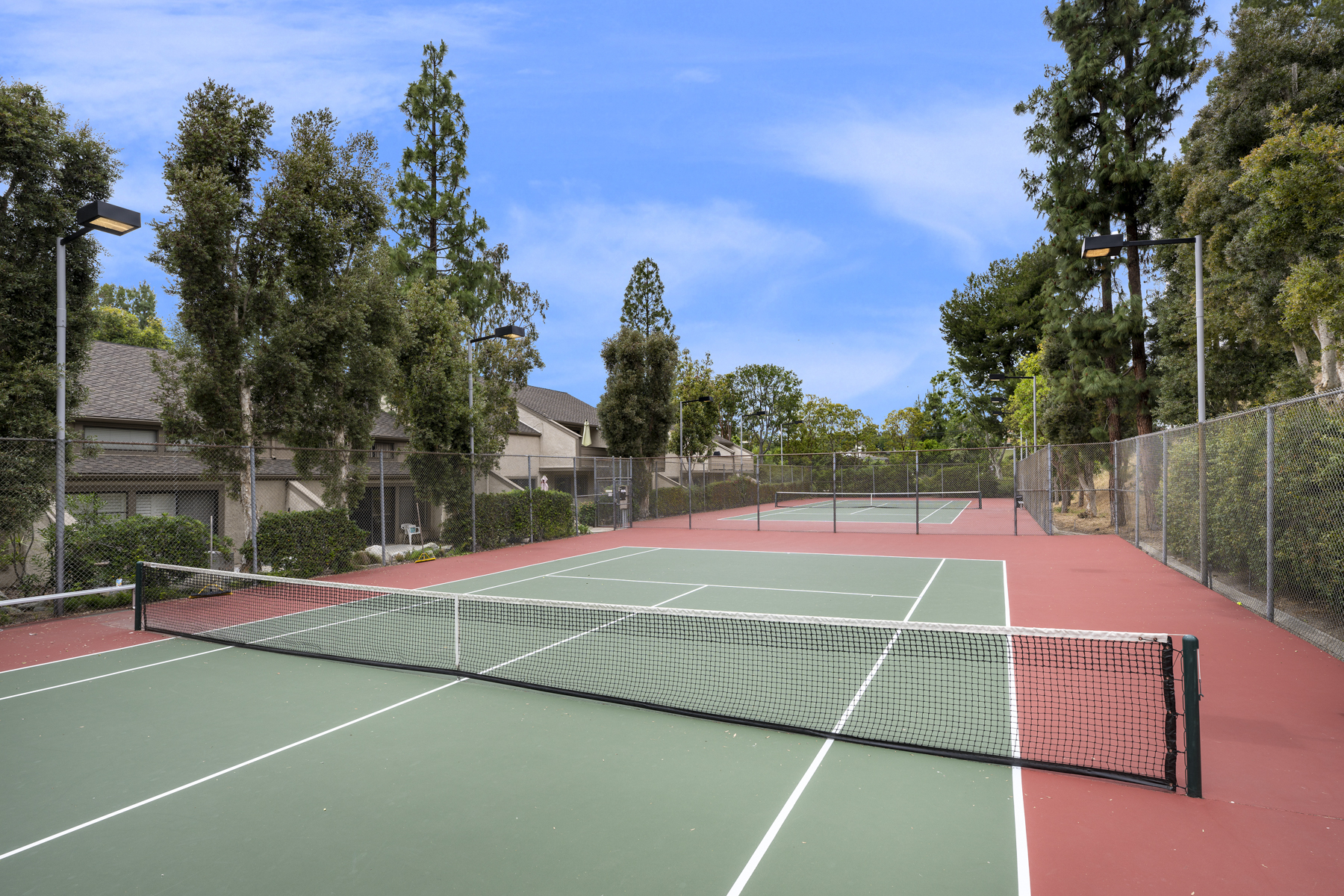 1702 Shady Brook Dr Fullerton CA 92831-Tennis Courts