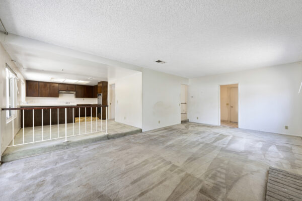 1242 Candlewood Dr-Family Room-3