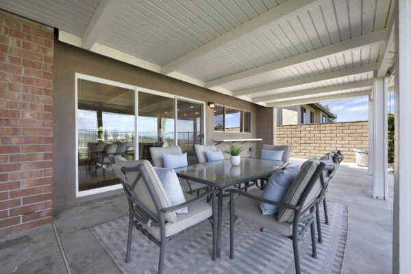 231 E. Country Hills Dr-Patio-2