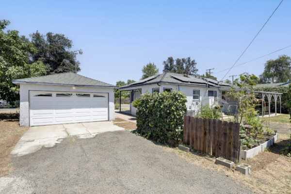 1910 W. Champan Ave, Fullerton, CA 92833