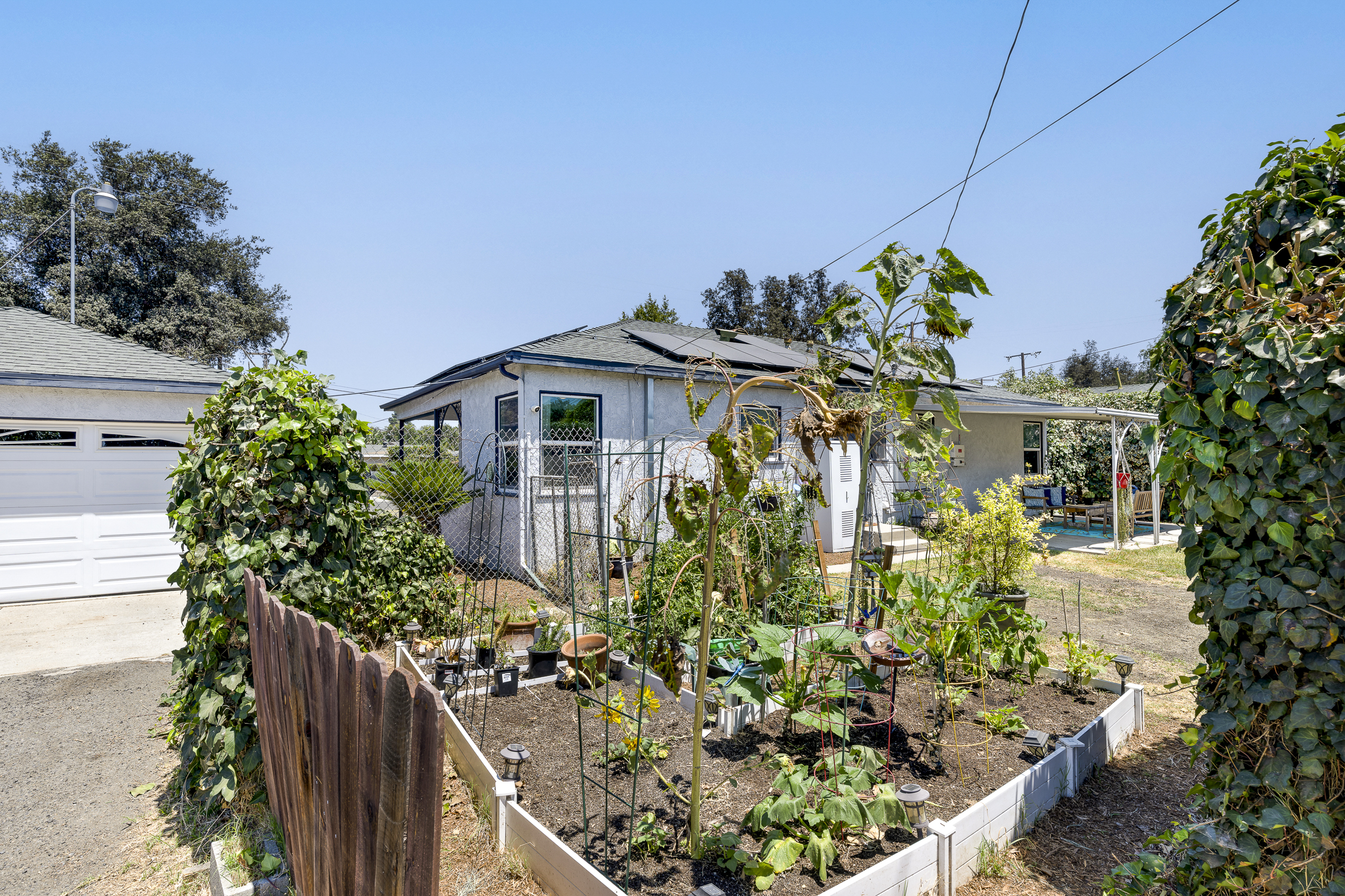 1910 W. Champan Ave, Fullerton, CA 92833