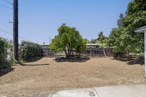 1910 W. Champan Ave, Fullerton, CA 92833