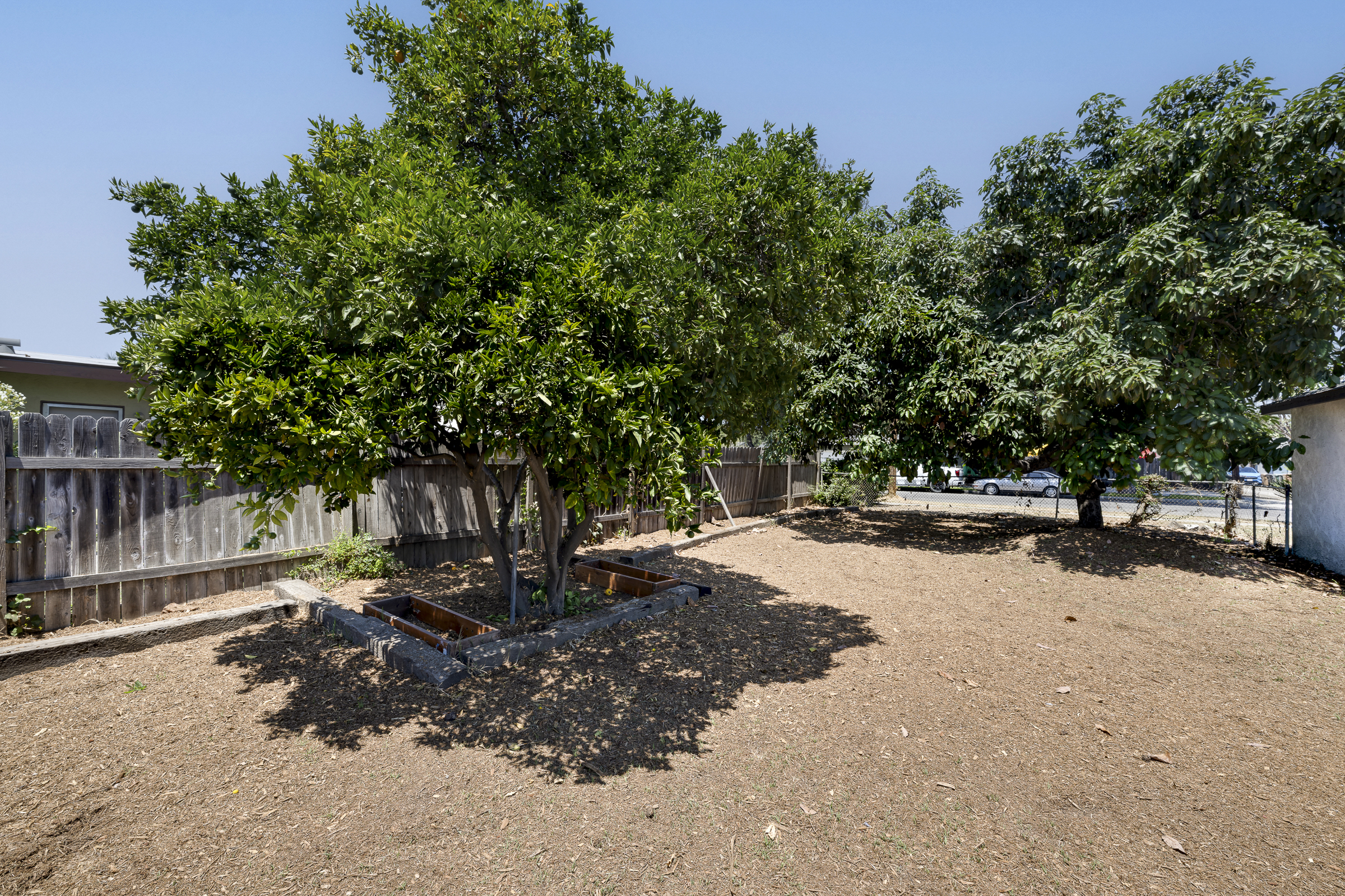 1910 W. Champan Ave, Fullerton, CA 92833