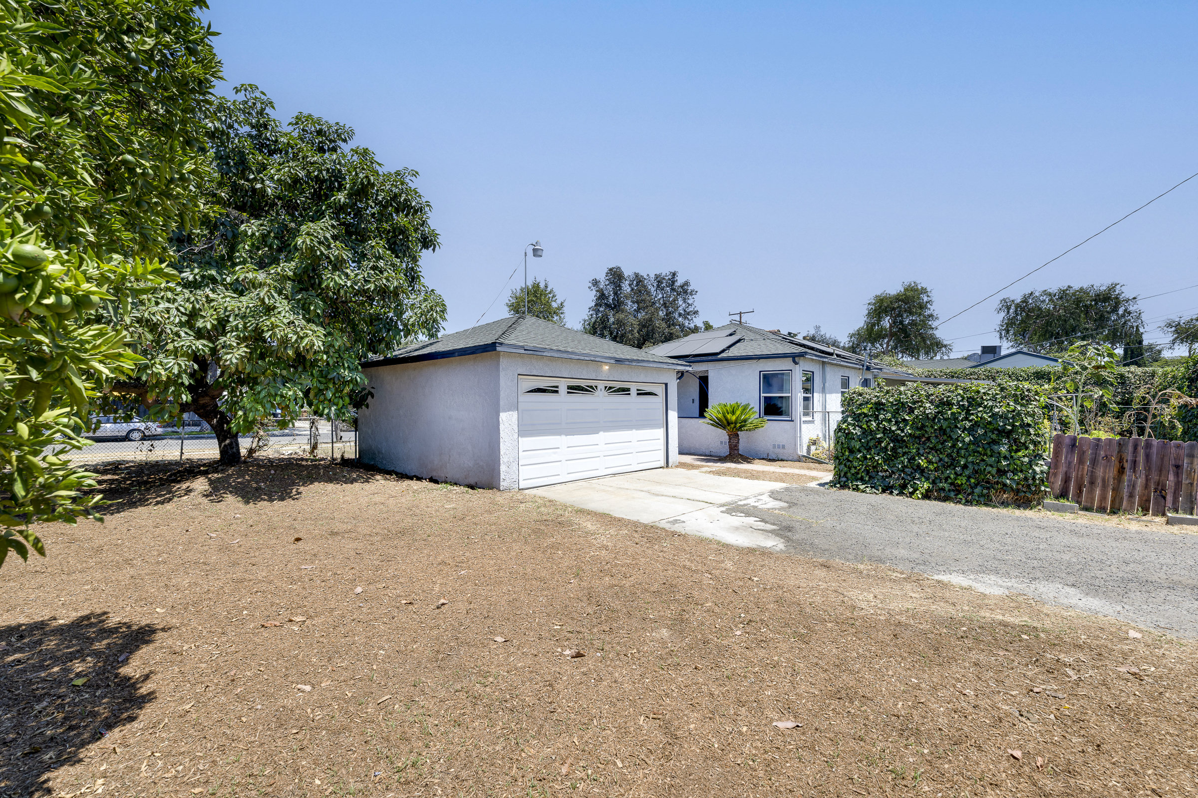 1910 W. Champan Ave, Fullerton, CA 92833