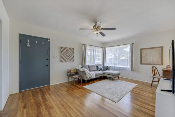 1910 W. Champan Ave, Fullerton, CA 92833