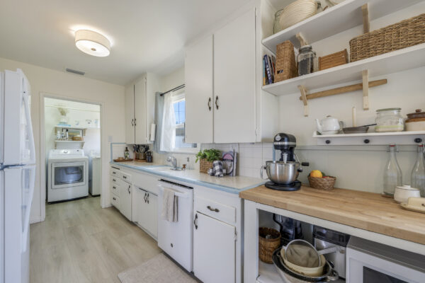1910 W. Champan Ave, Fullerton, CA 92833