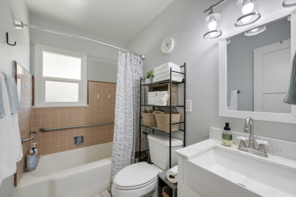 1910 W Chapman-Bathroom-2