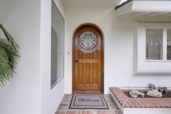 755 E Sunny Hills-Entry
