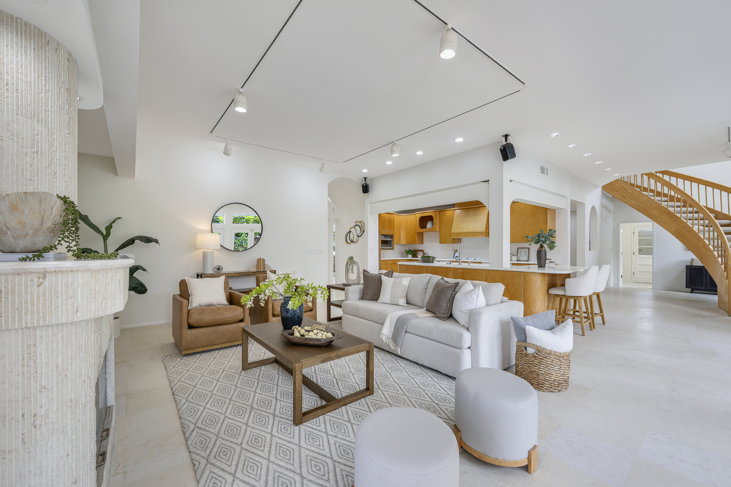 755 E Sunny Hills-Bonus Room-3