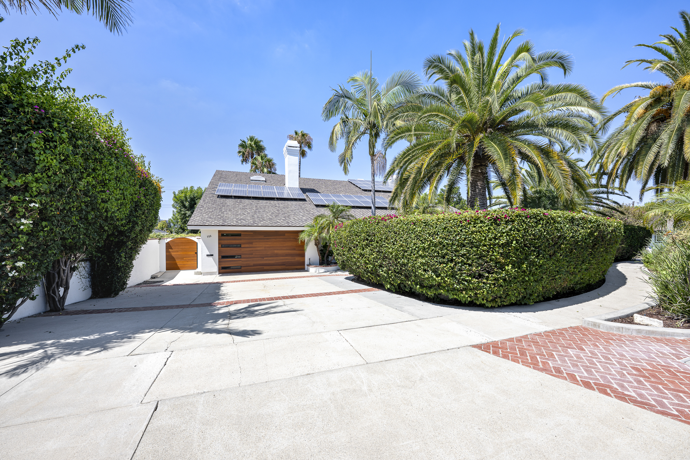 755 E Sunny Hills-Front-2