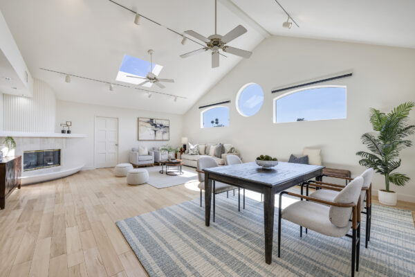 755 E Sunny Hills-Great Room-4