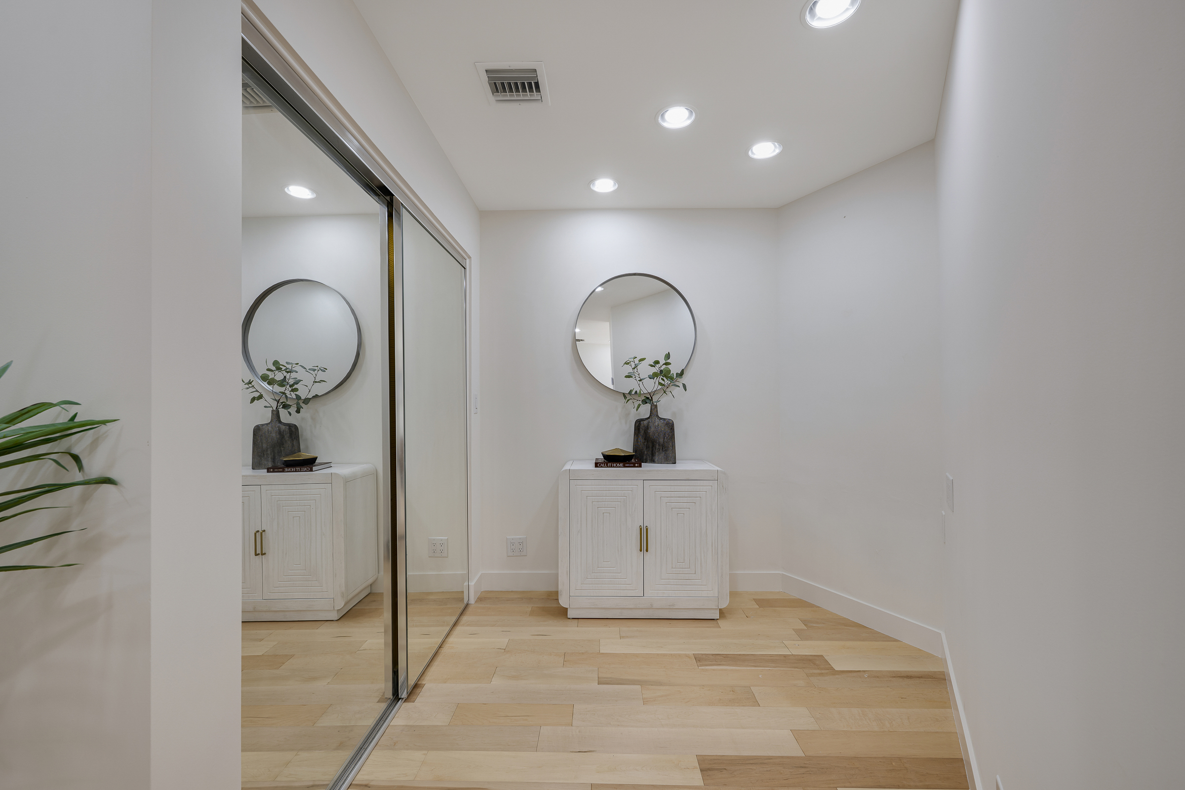 755 E Sunny Hills-Primary Closet-2