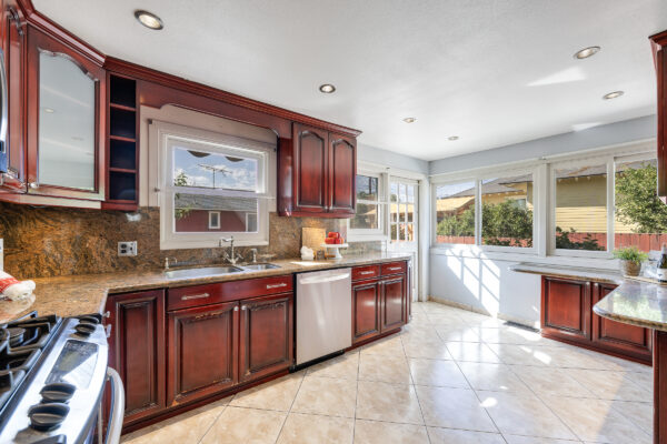 6231 Painter Ave, Whittier, CA 90601