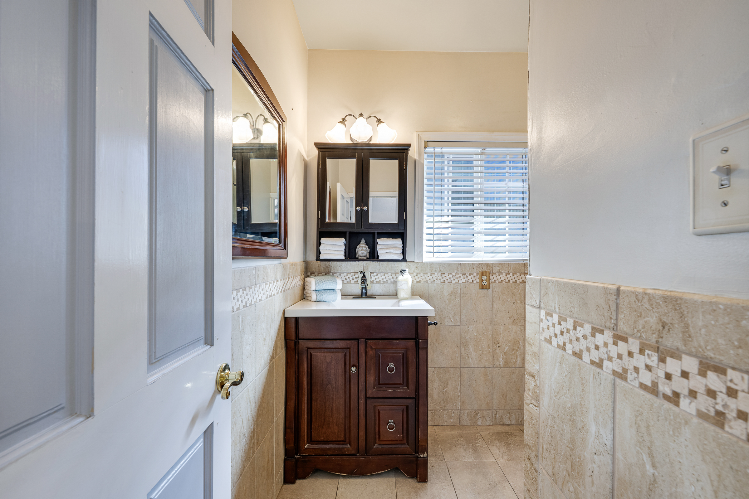 6231 Painter Ave, Whittier, CA 90601