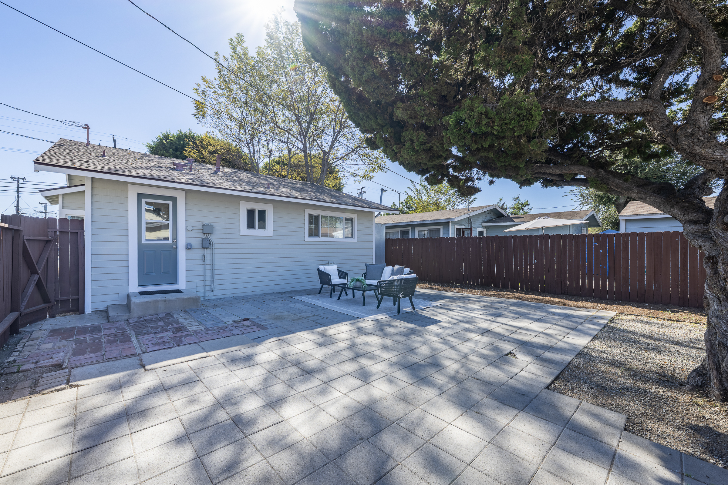 911 E. Commonwealth Ave, Fullerton, CA 92831