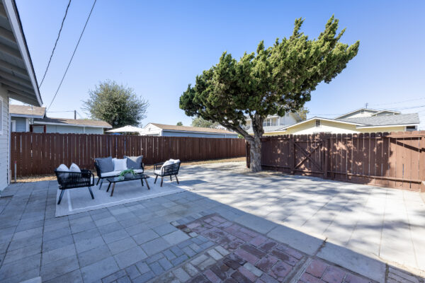 911 E. Commonwealth Ave, Fullerton, CA 92831