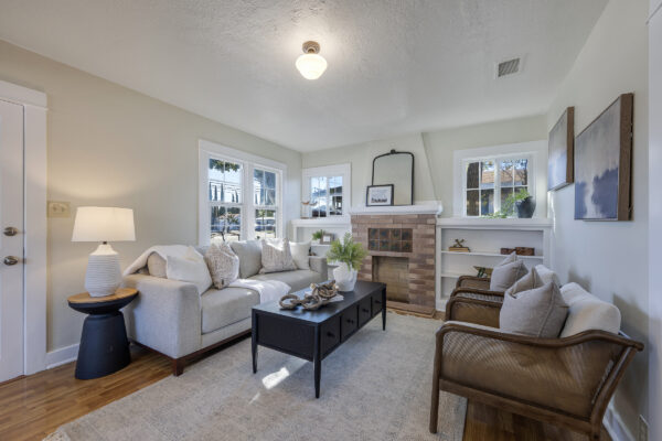 911 E. Commonwealth Ave, Fullerton, CA 92831