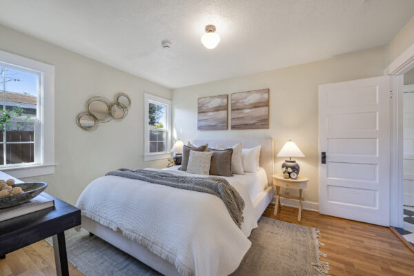 911 E. Commonwealth Ave, Fullerton, CA 92831