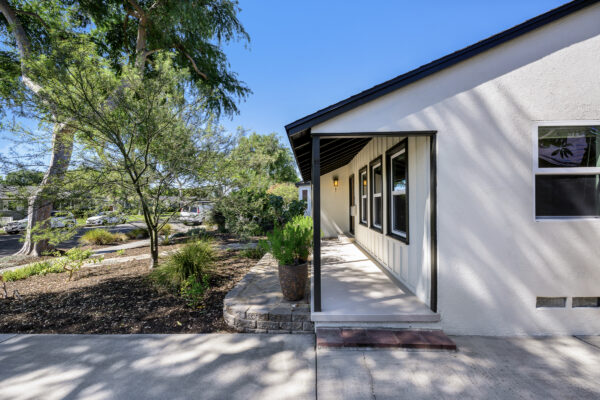 1245 Riverside Dr, Fullerton, CA 92831