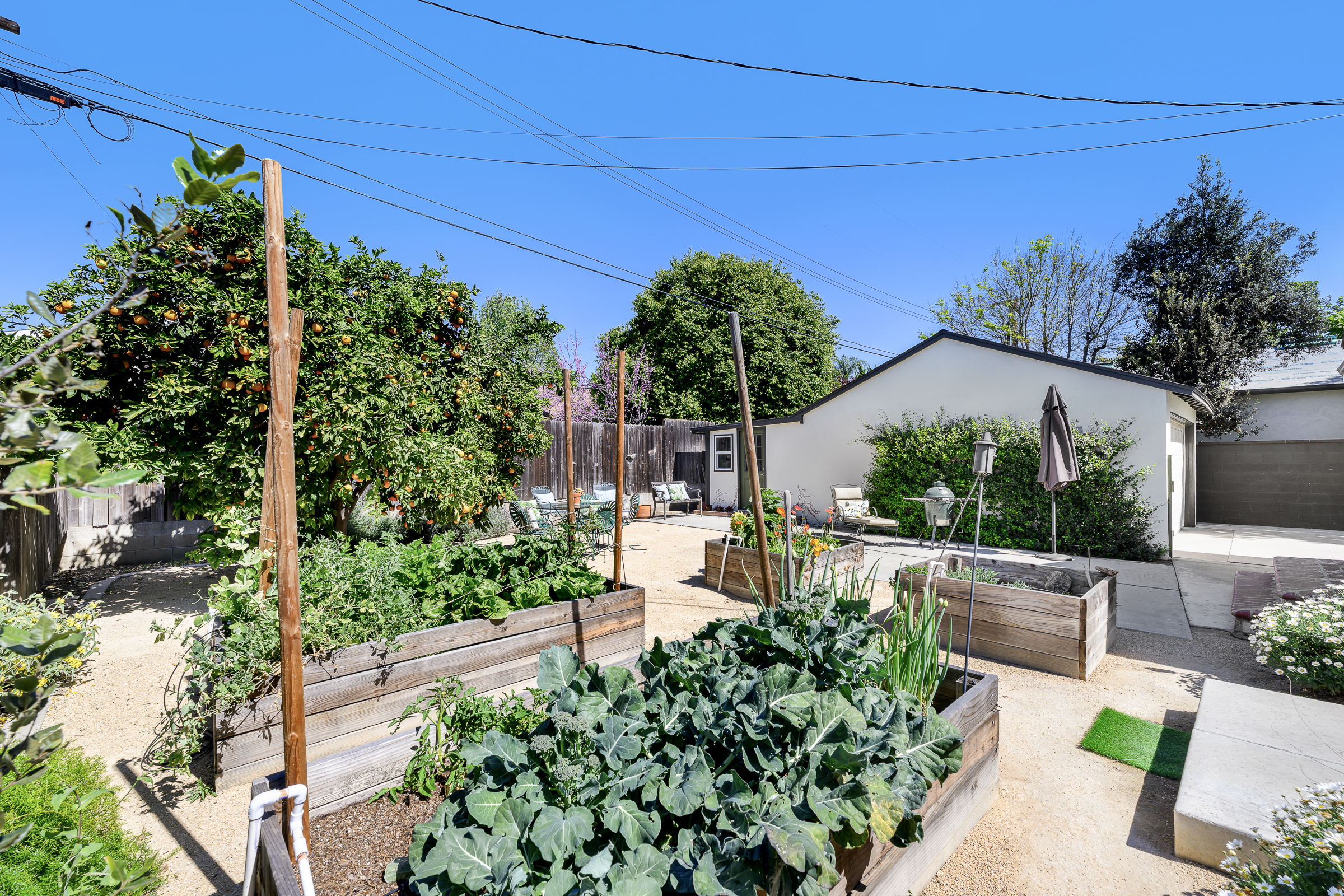 1245 Riverside Dr, Fullerton, CA 92831