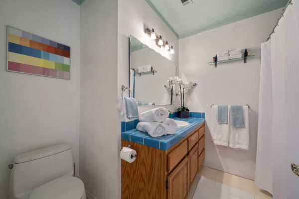 1245 Riverside Dr, Fullerton, CA 92831