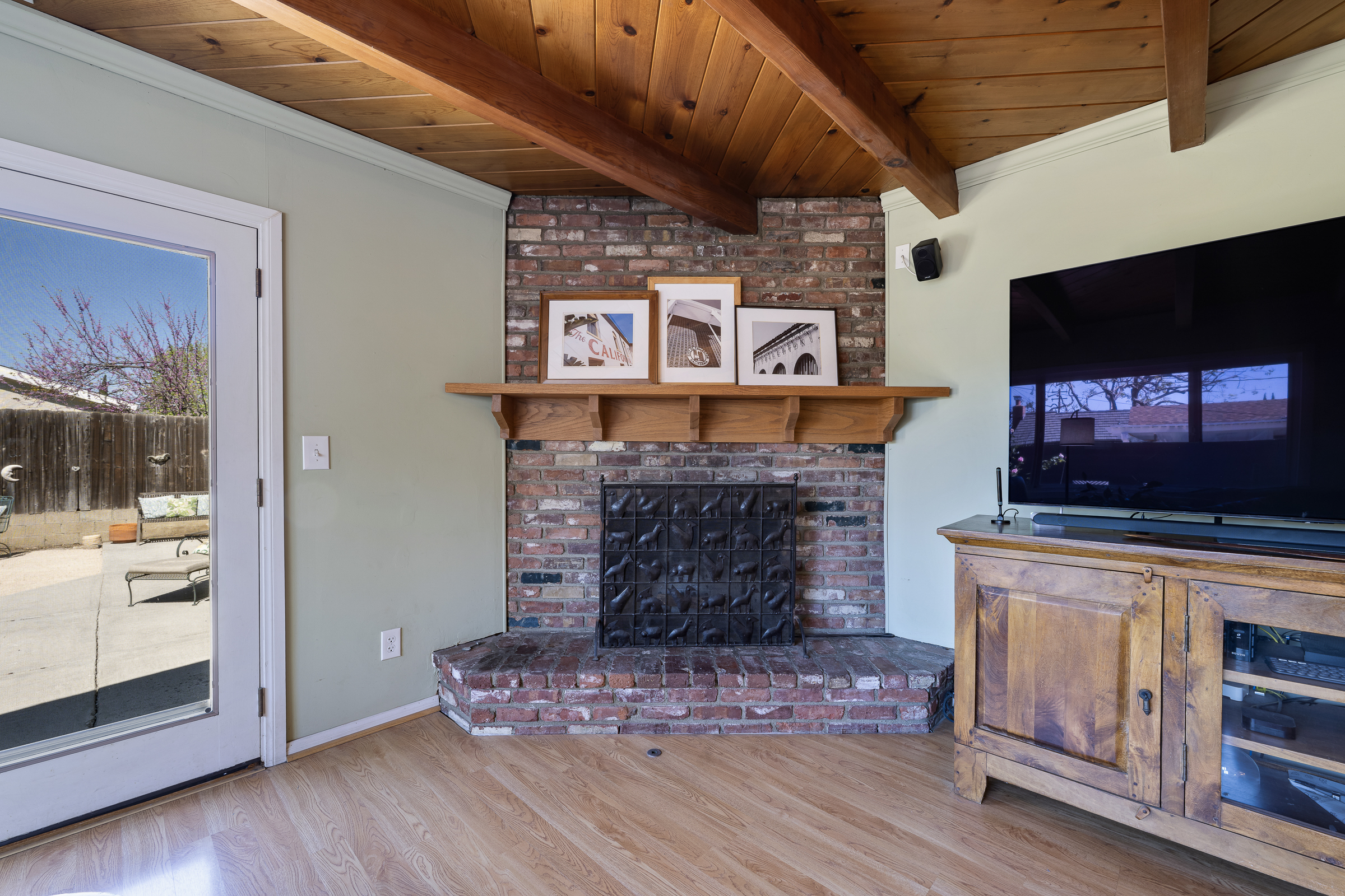 1245 Riverside Dr, Fullerton, CA 92831