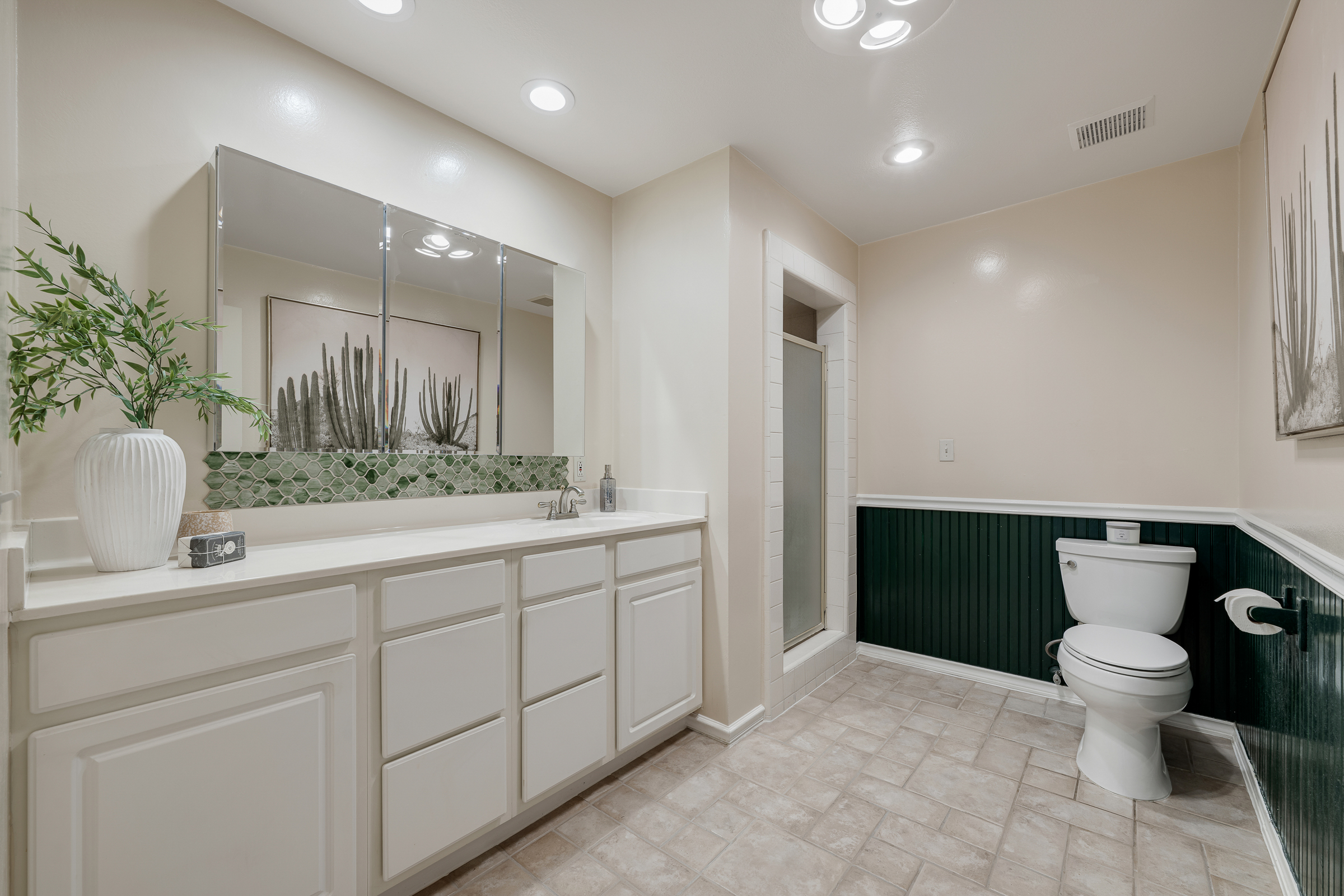 2404 W Ash Ave, Fullerton, CA 92833