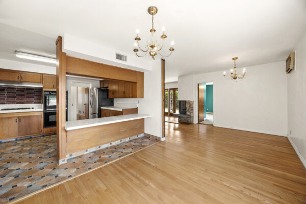 1018 Stanford-Kitchen-4