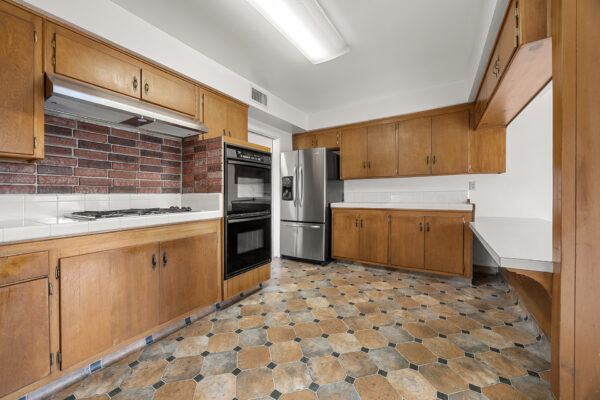 1018 Stanford-Kitchen-2
