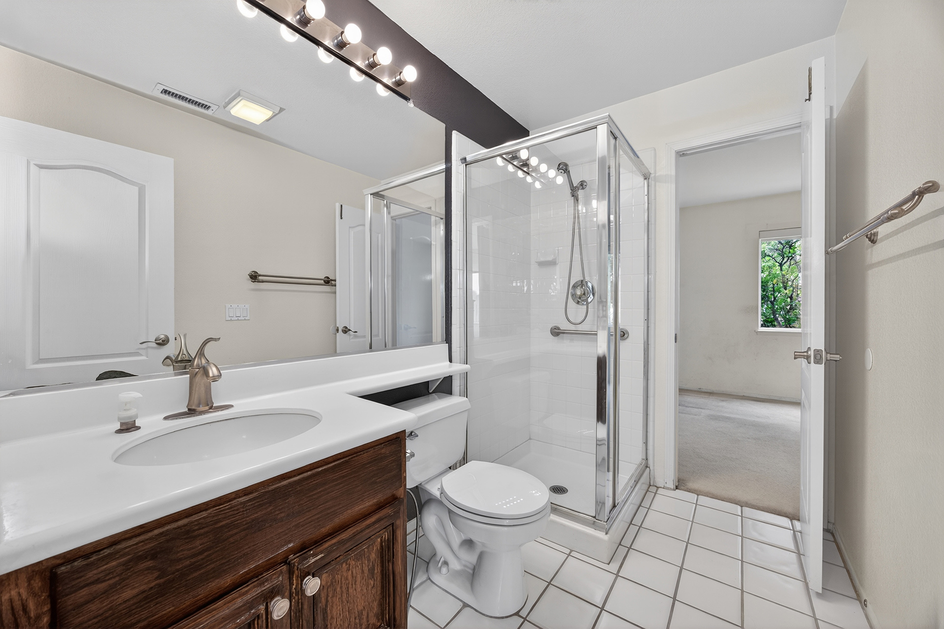 4311 San Viscaya Cir, Corona, CA 92882