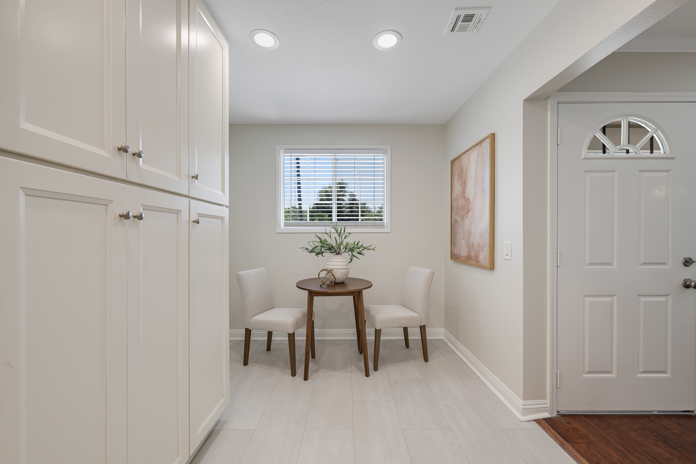 618 S Pine Dr-Kitchen-5