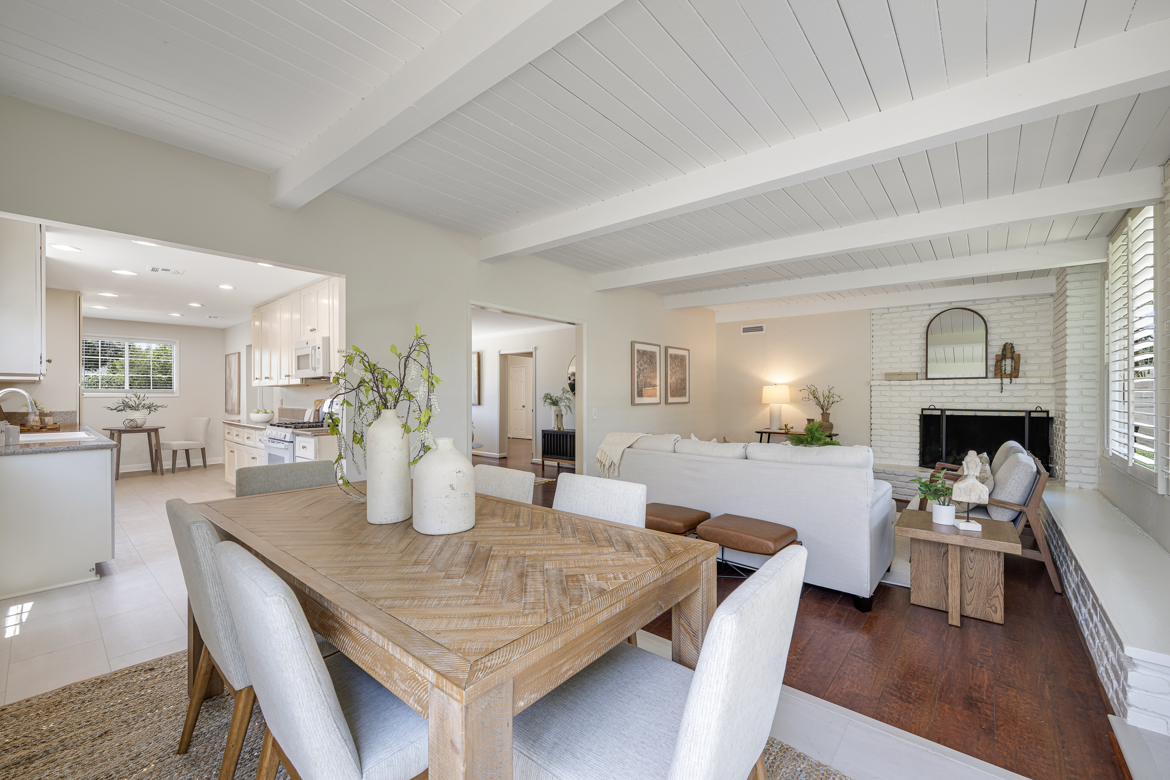 618 S Pine Dr-Dining Room-3