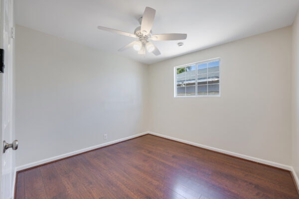 618 S Pine Dr-Bedroom-2
