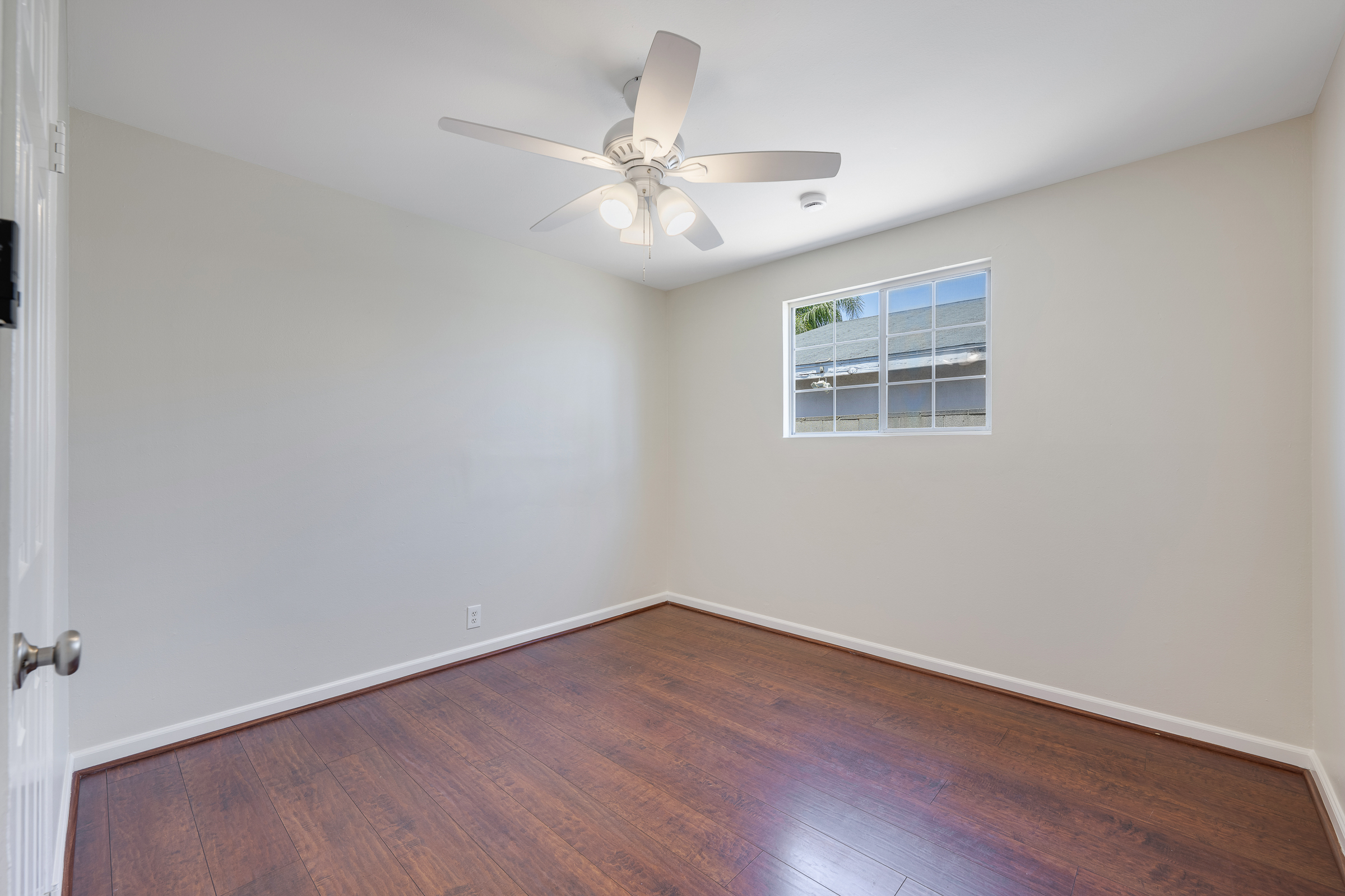 618 S Pine Dr-Bedroom-2