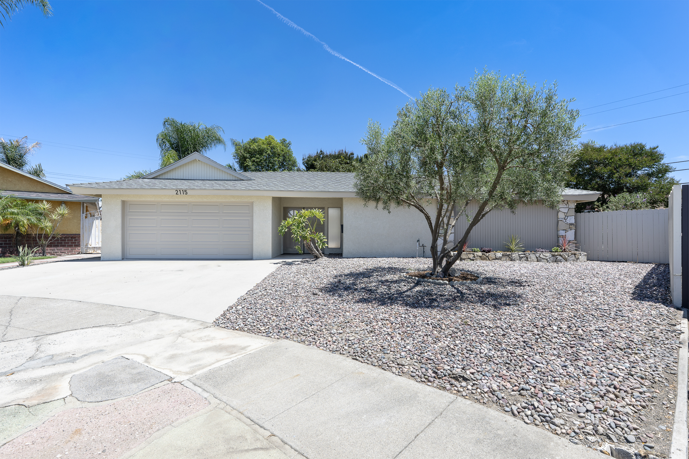 2115 E. South Redwood Dr-Front-2