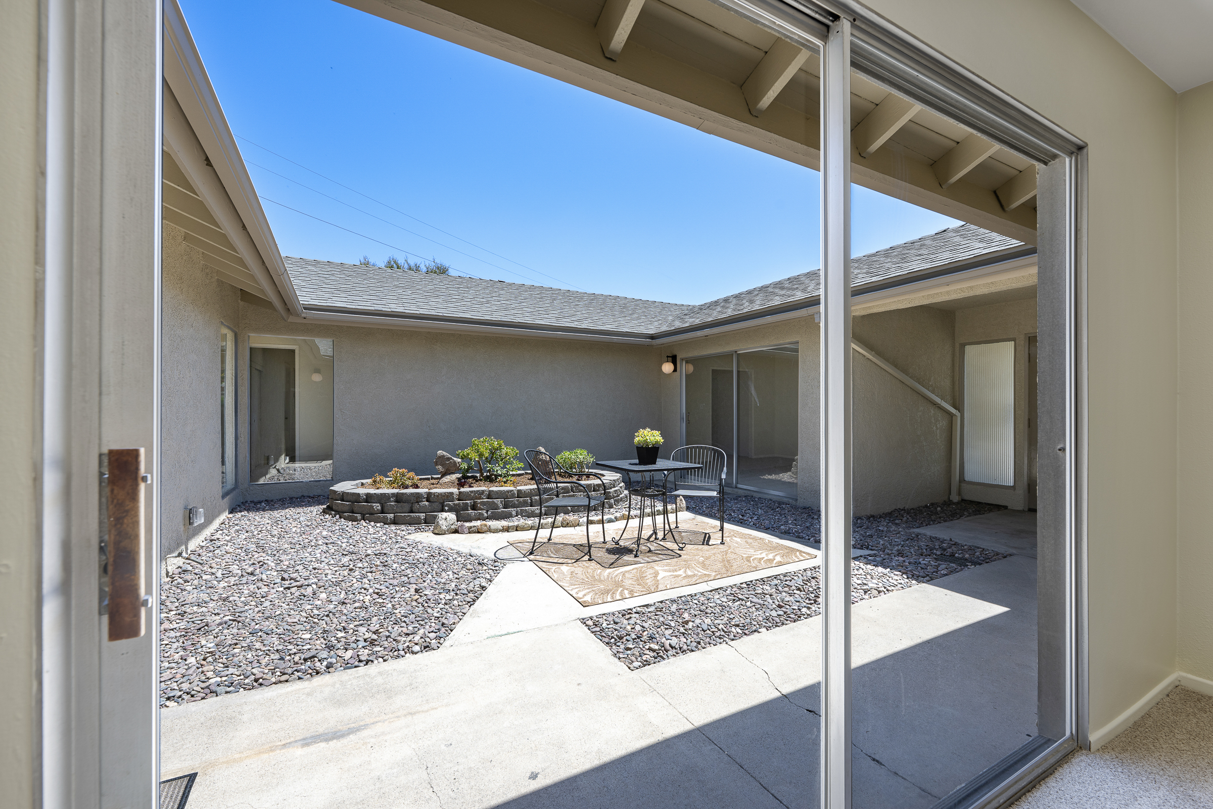 2115 E. South Redwood Dr-Living Room