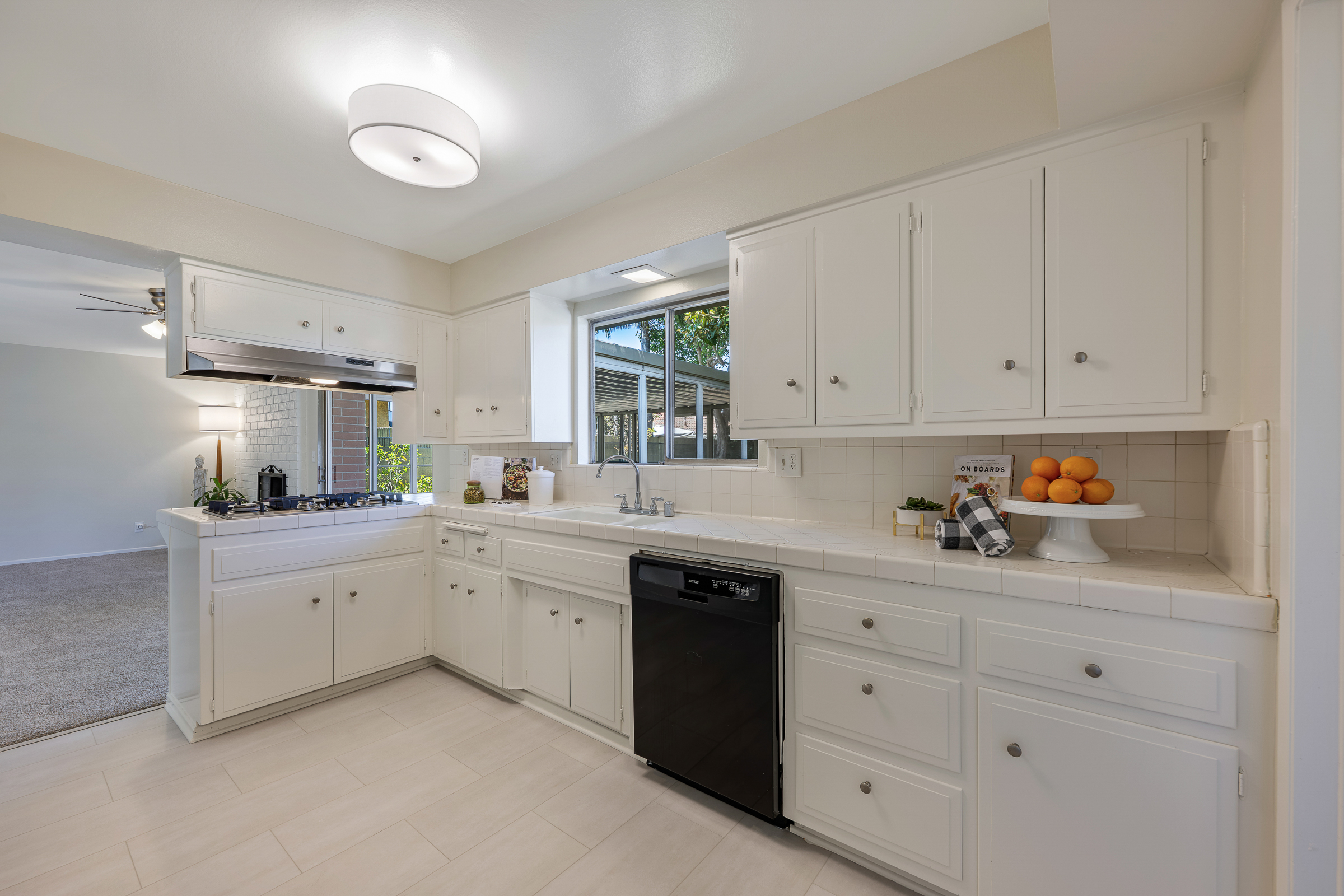 2115 E. South Redwood Dr-Kitchen